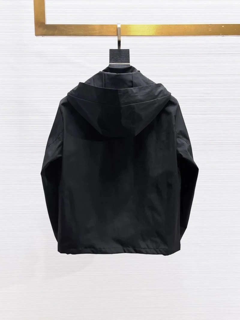 Supportive Prada Outwear 168133