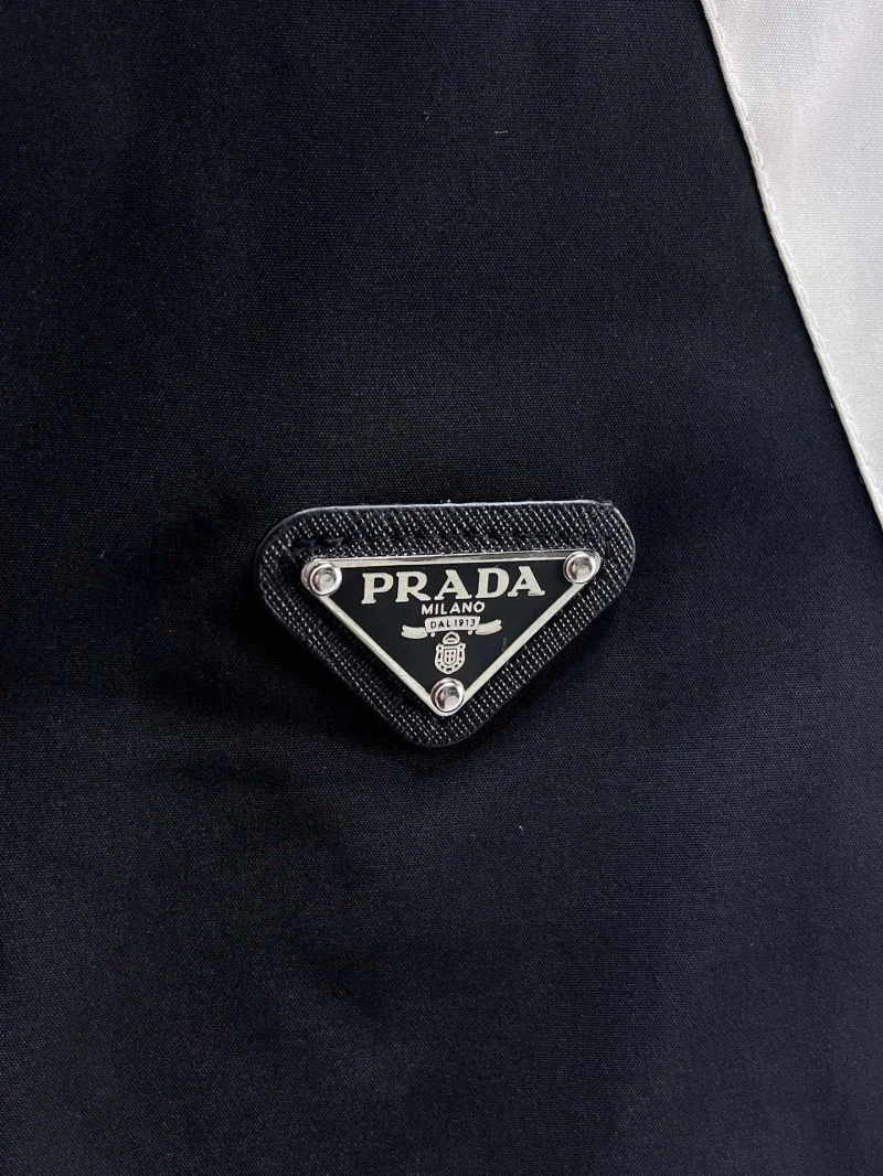 Prada Outwear Attractive 168125