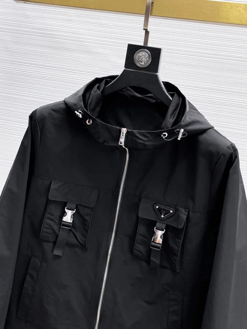 Prada Outwear Effortless 168115