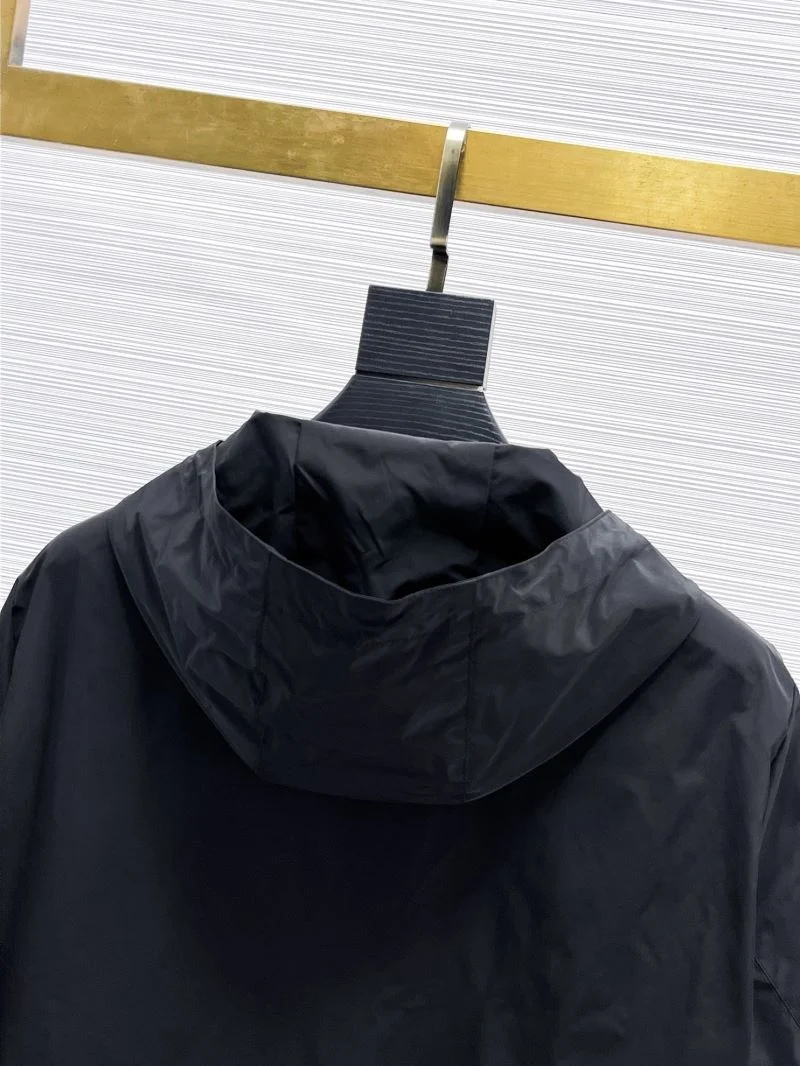 RelaxedFit Prada Outwear 168110
