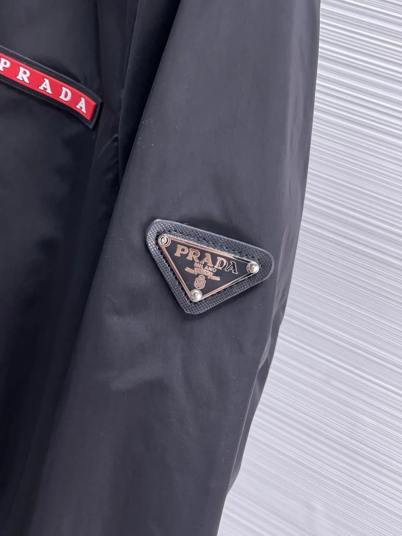 Prada Outwear QuickDry 168099