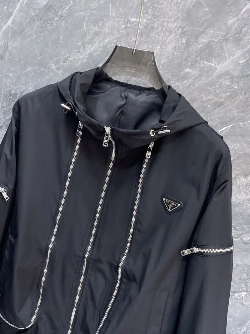 Prada Outwear Unique 168092
