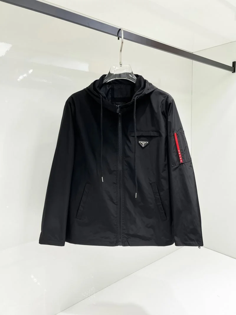 Versatile Prada Outwear 168109