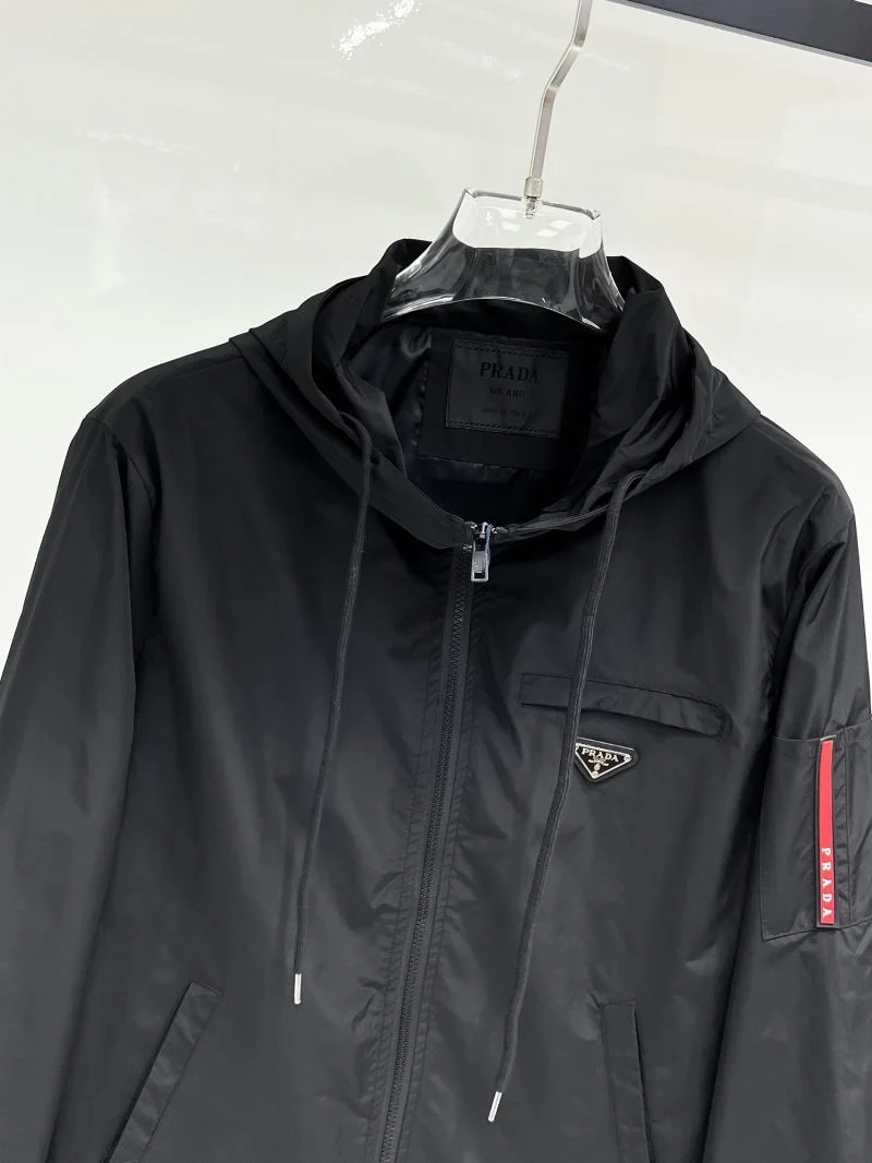 Versatile Prada Outwear 168109