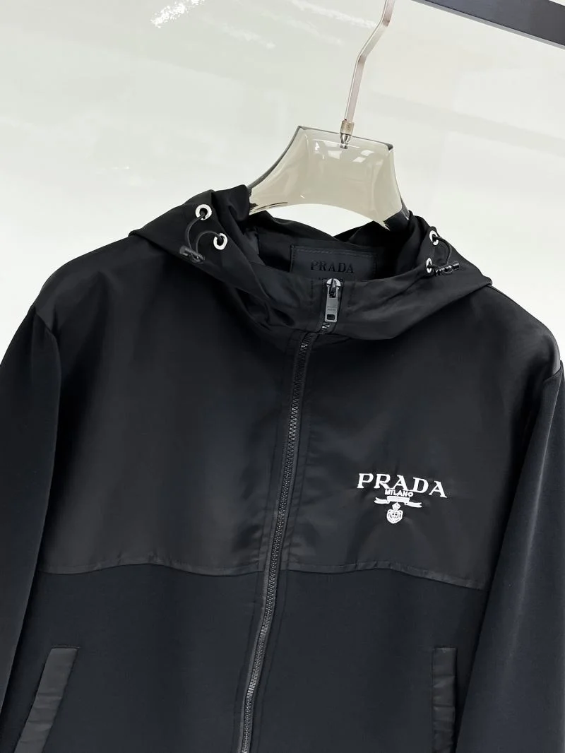 Soft Prada Outwear 168104