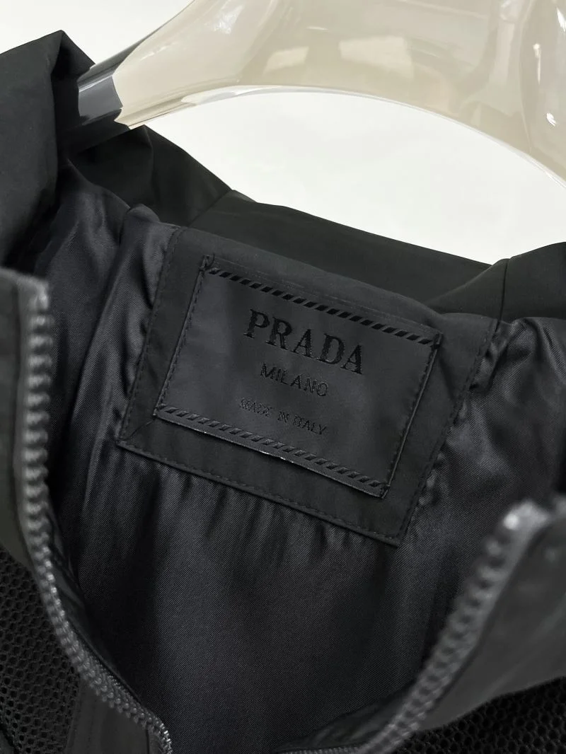 Prada Outwear UrbanChic 168111