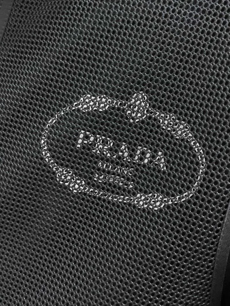 Prada Outwear UrbanChic 168111