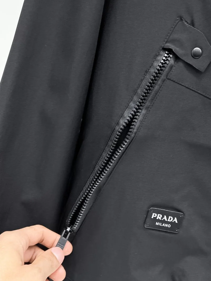 UrbanStyle Prada Outwear 168090