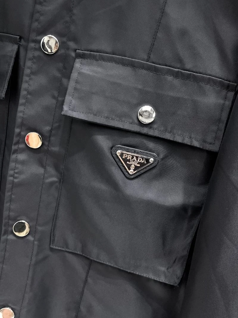 Prada Outwear Fashionable 168089