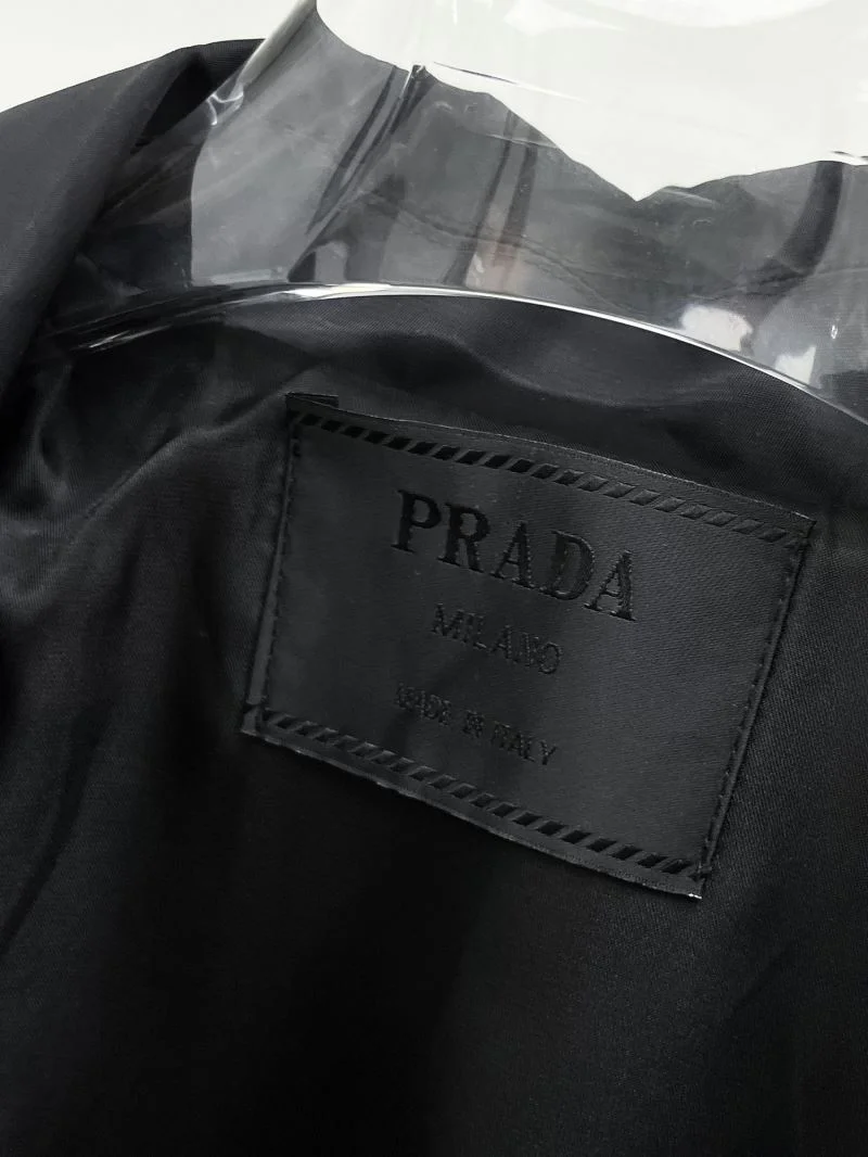 Comfortable Prada Outwear 168082