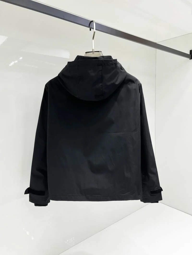 Effortless Prada Outwear 168080