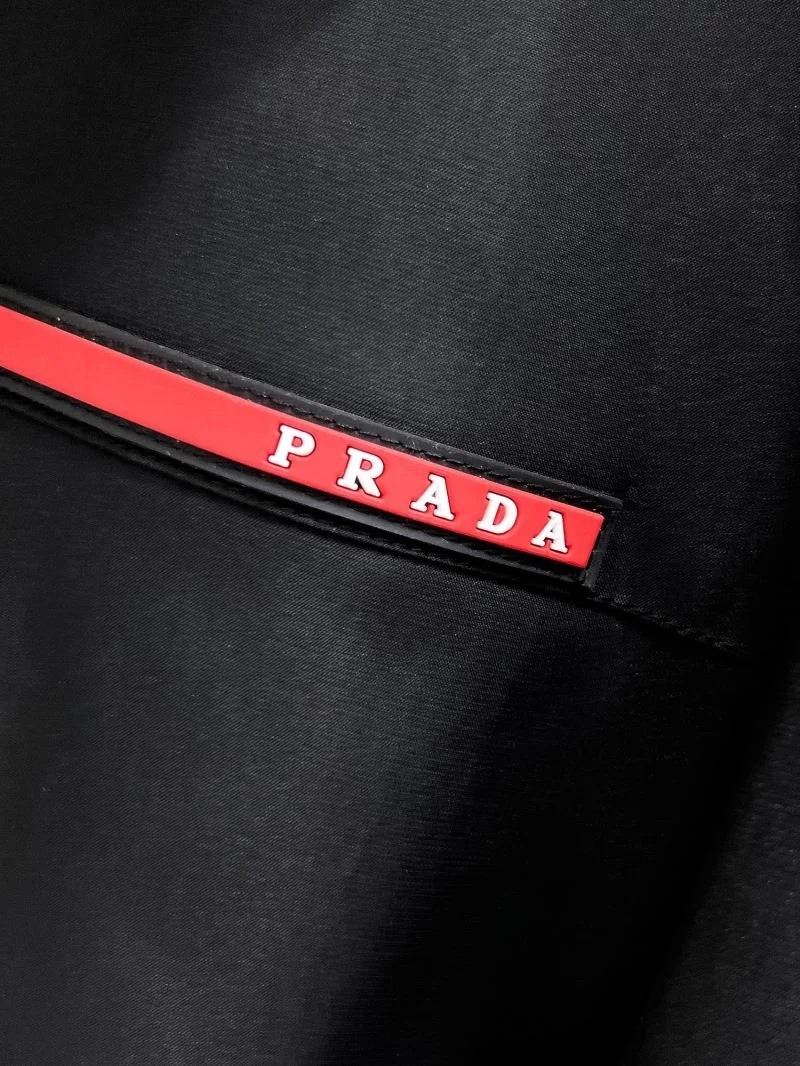 Effortless Prada Outwear 168080