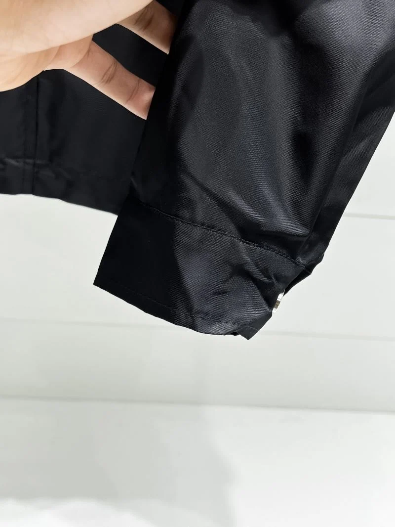 Prada Outwear GoAnywhere 168076