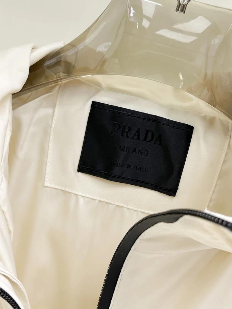 Prada Outwear Attractive 168073