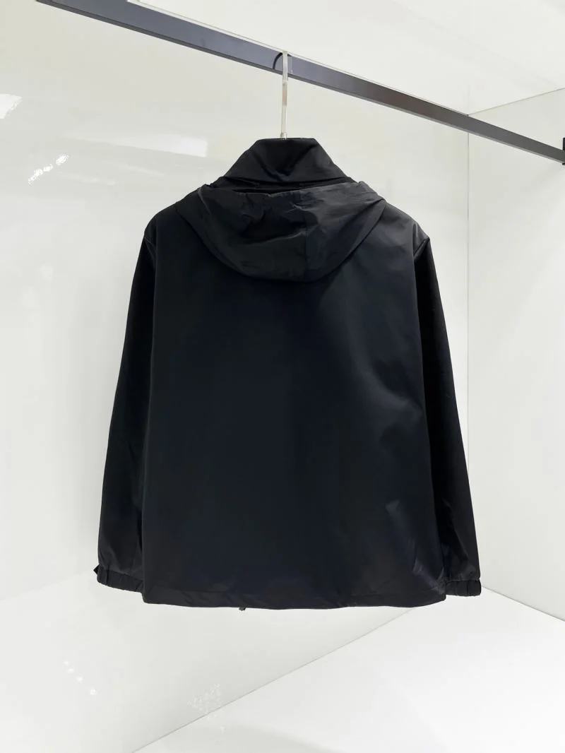 Supportive Prada Outwear 168097