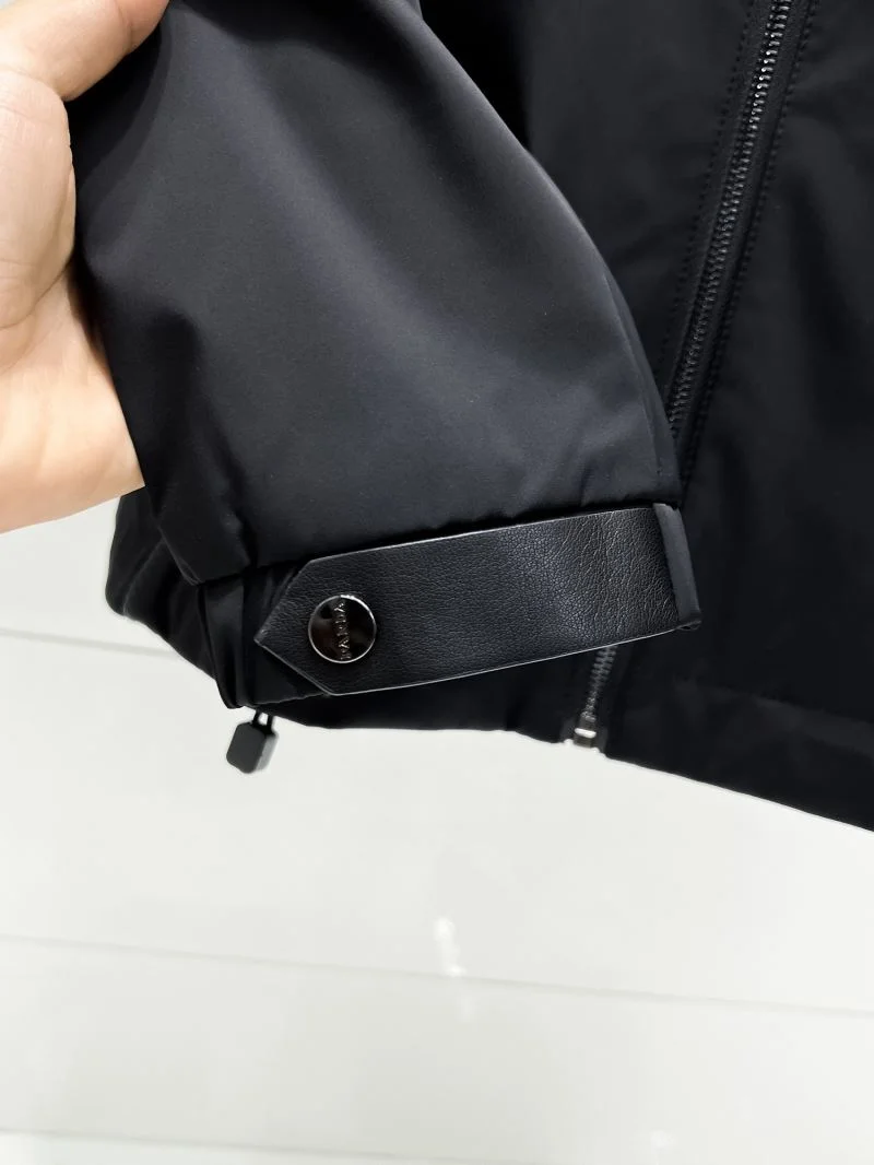 Supportive Prada Outwear 168097