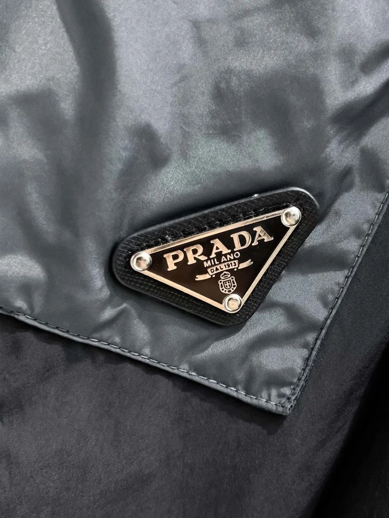 TimelessDesign Prada Outwear 168062