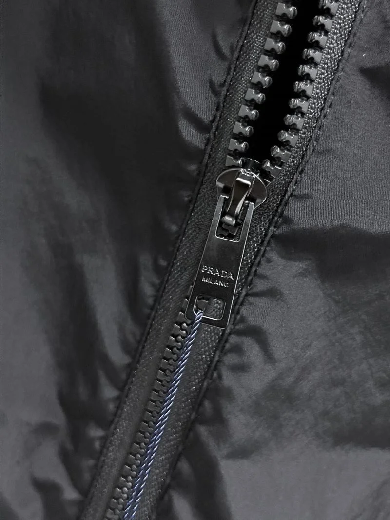 TimelessDesign Prada Outwear 168062