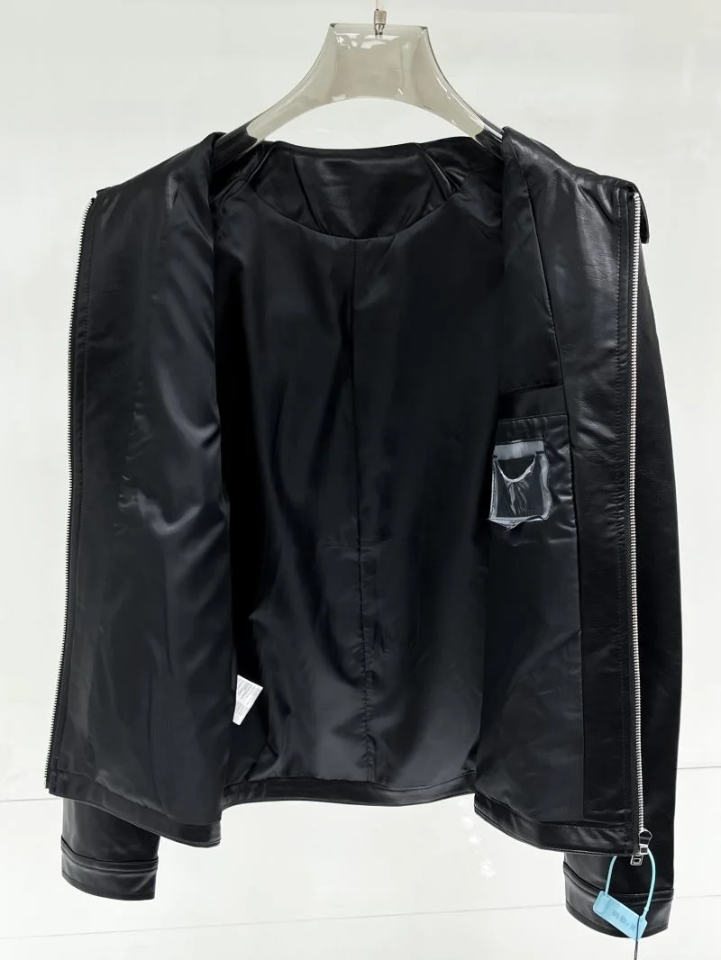 Durable Prada Outwear 168166