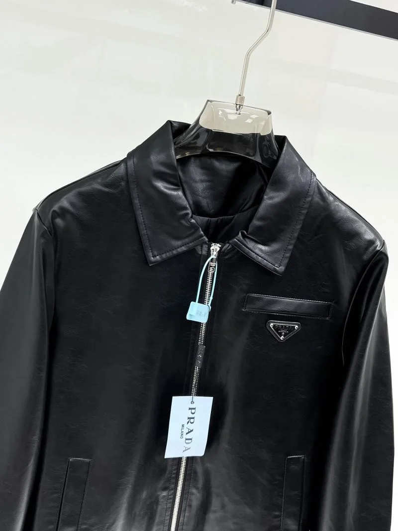 Durable Prada Outwear 168166