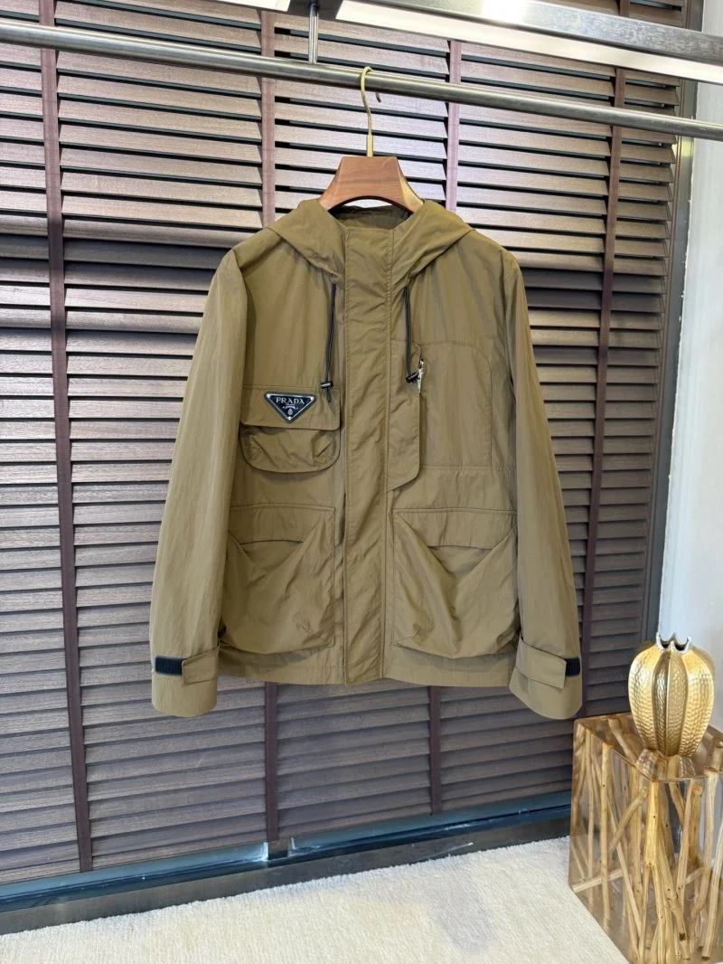 Resilient Prada Outwear 168068