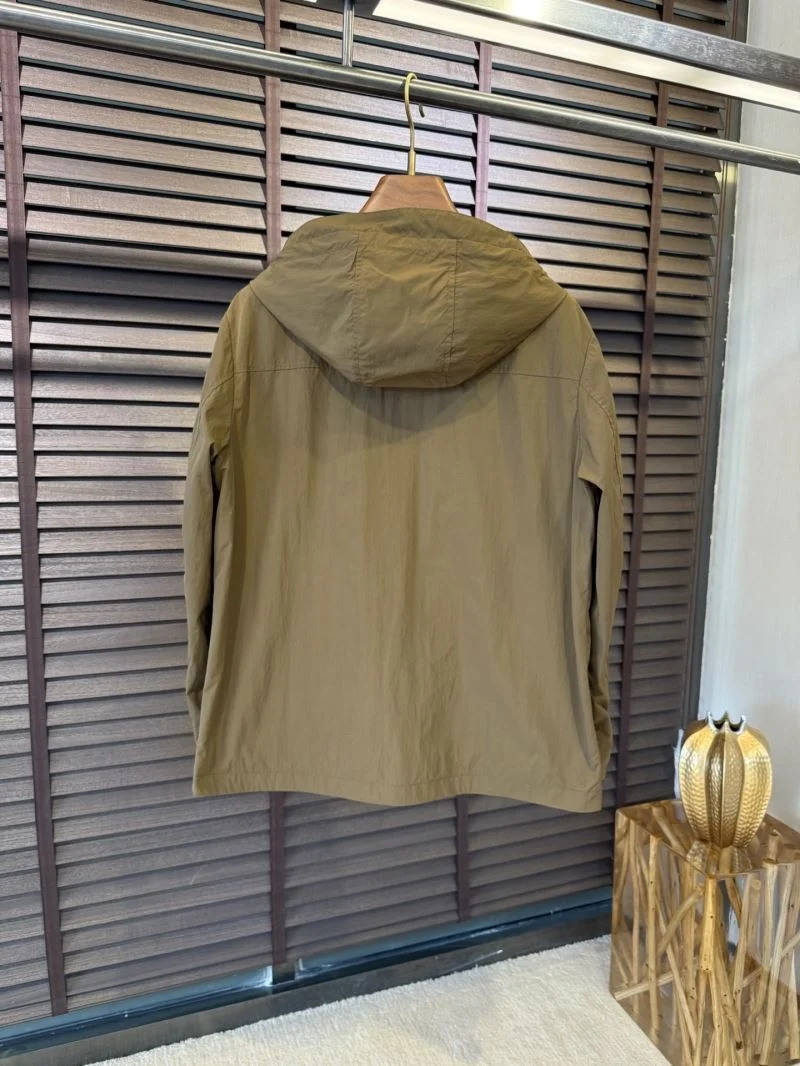 Resilient Prada Outwear 168068