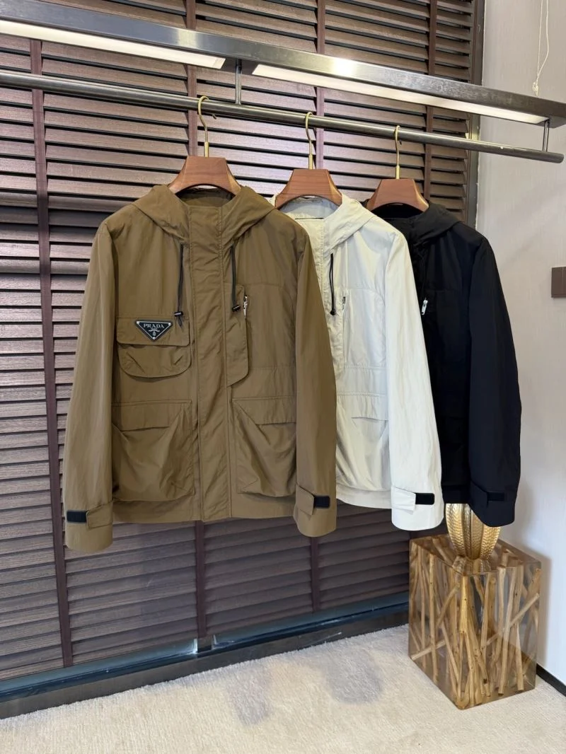 Resilient Prada Outwear 168068