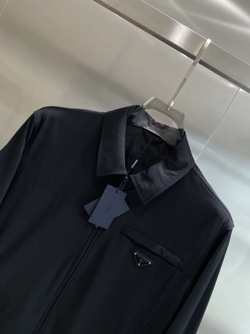Prada Outwear Unique 168057