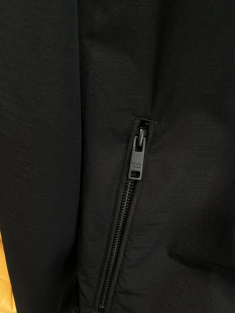 Prada Outwear Unique 168057