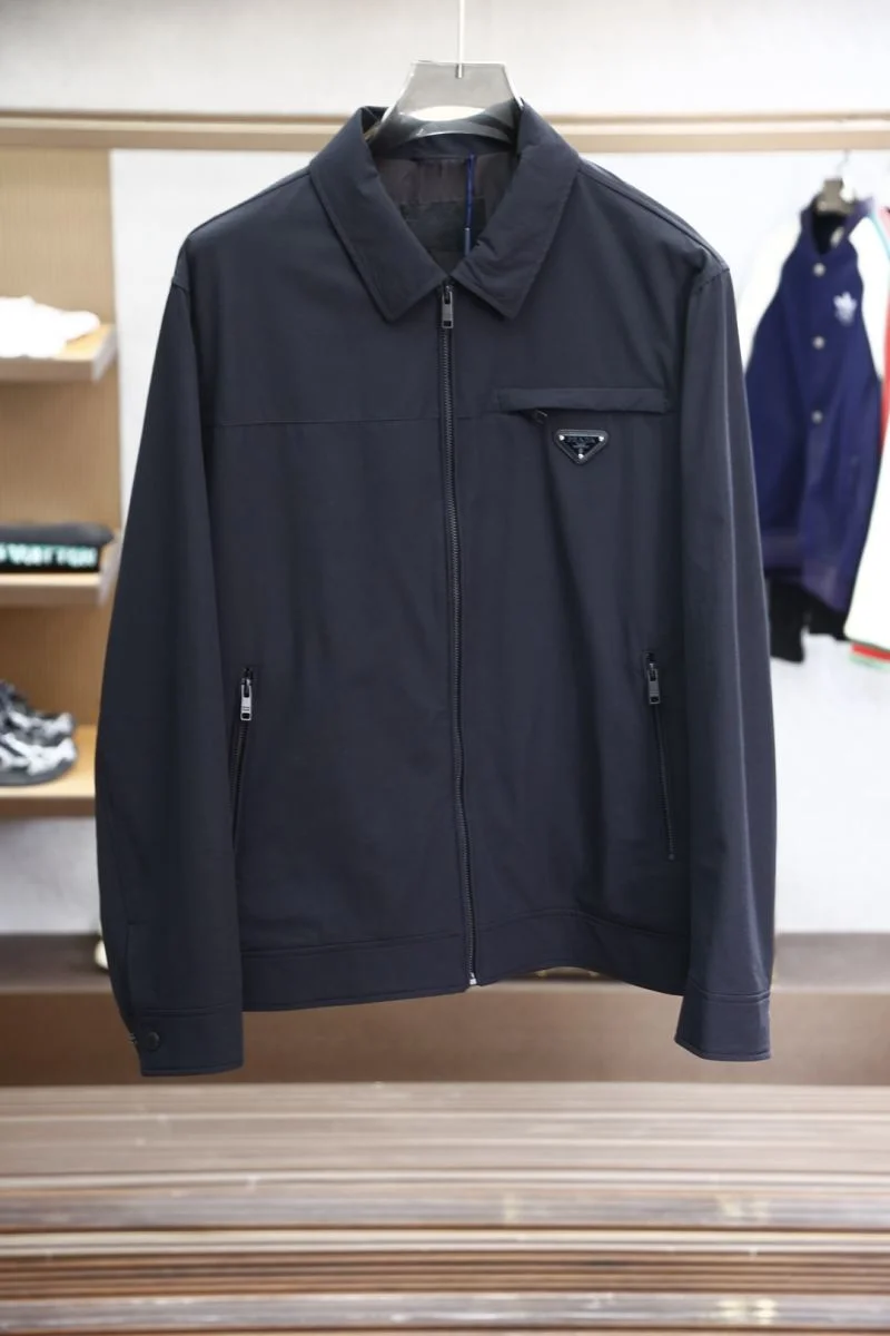 Lightweight Prada Outwear 168086