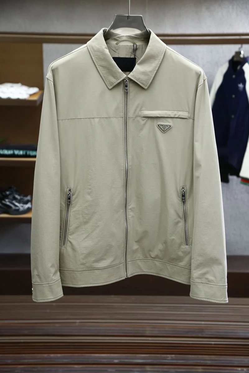 Lightweight Prada Outwear 168086
