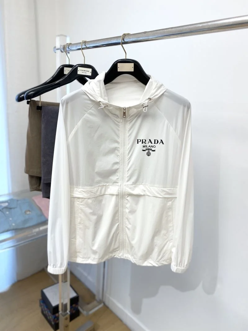 Trendy Prada Outwear 168052