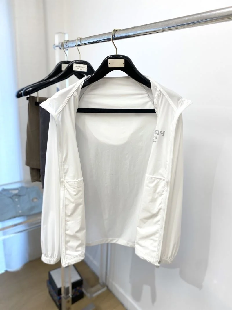 Trendy Prada Outwear 168052