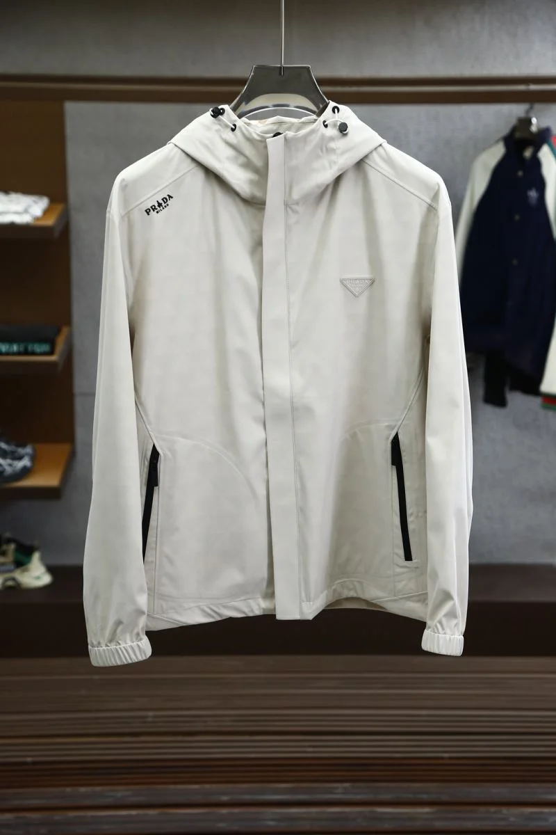 Prada Outwear Fashionable 168150