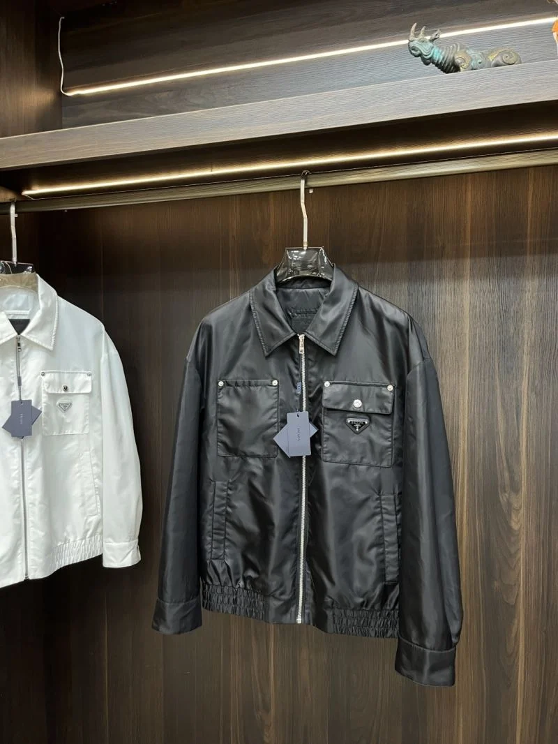 Cozy Prada Outwear 168047
