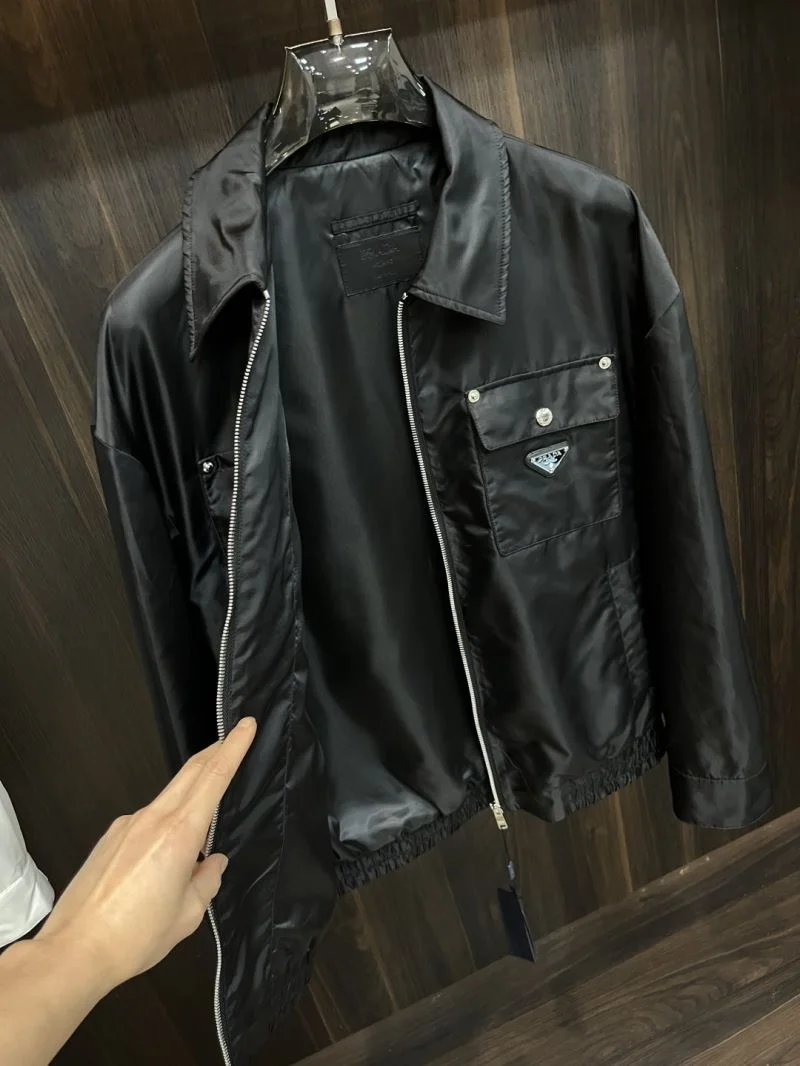 Cozy Prada Outwear 168047