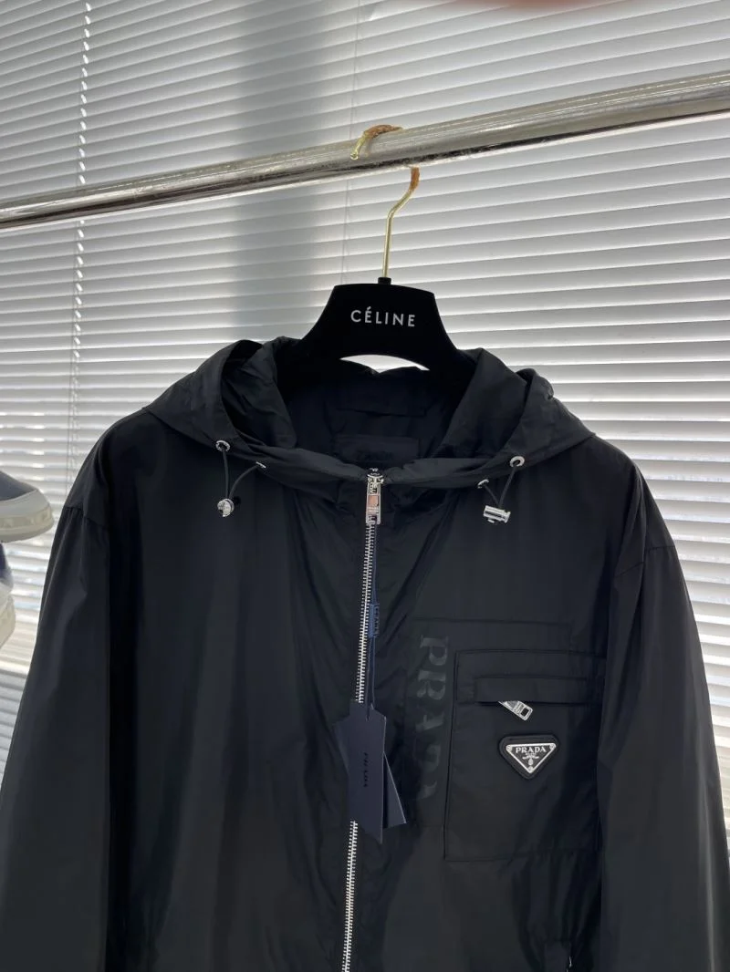 WeatherProof Prada Outwear 168045