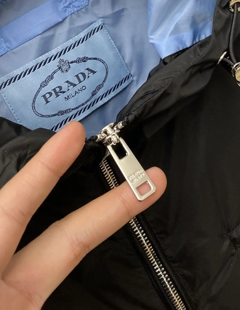 Cozy Prada Outwear 168048