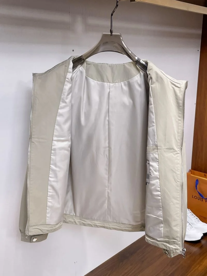 MultiPurpose Prada Outwear 168027