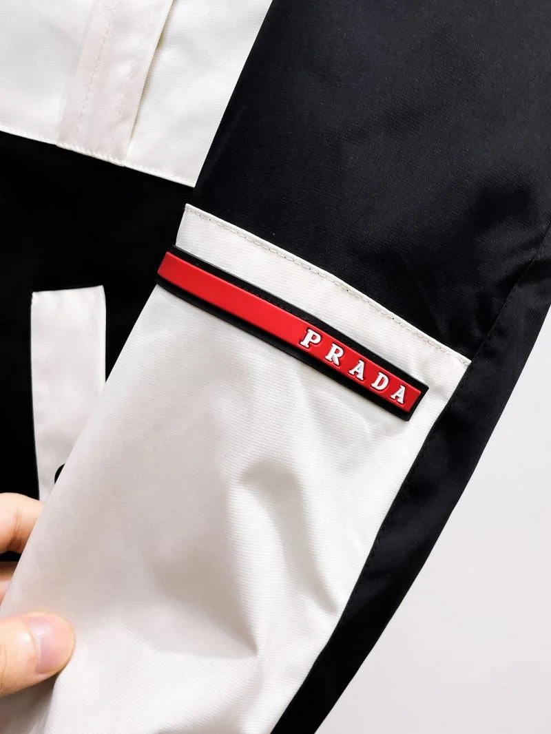 SmartChoice Prada Outwear 168024