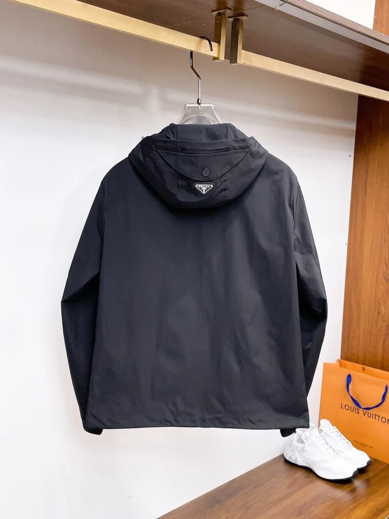 SmartChoice Prada Outwear 168024