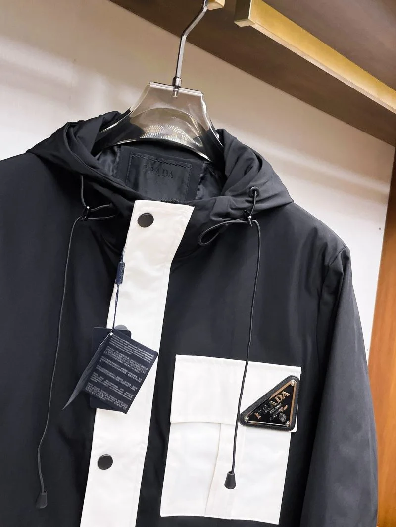 SmartChoice Prada Outwear 168024