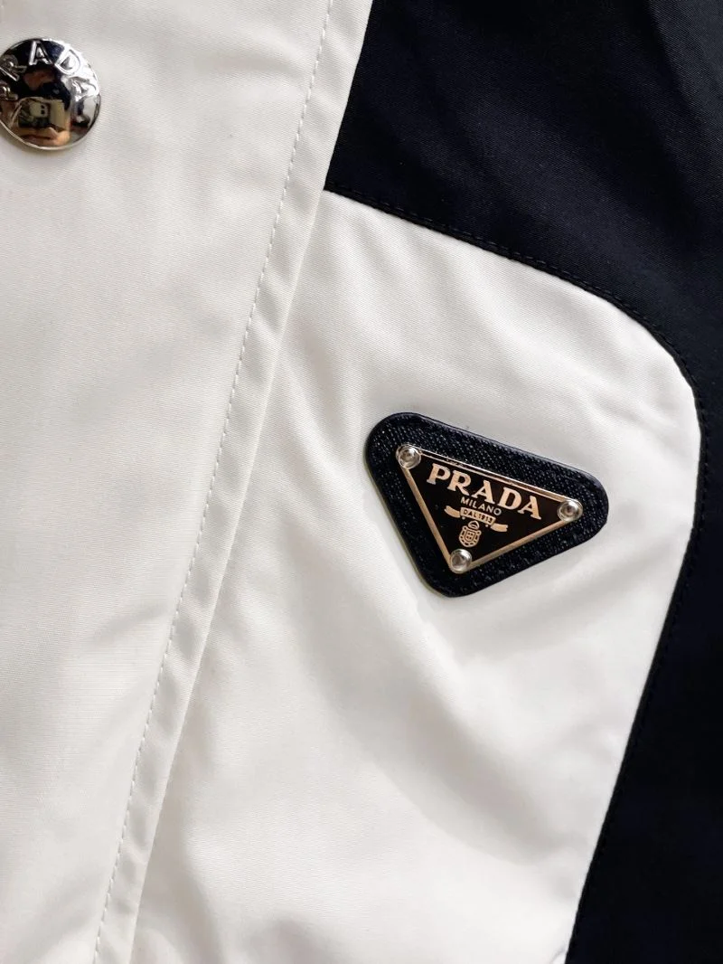 Minimalist Prada Outwear 168021