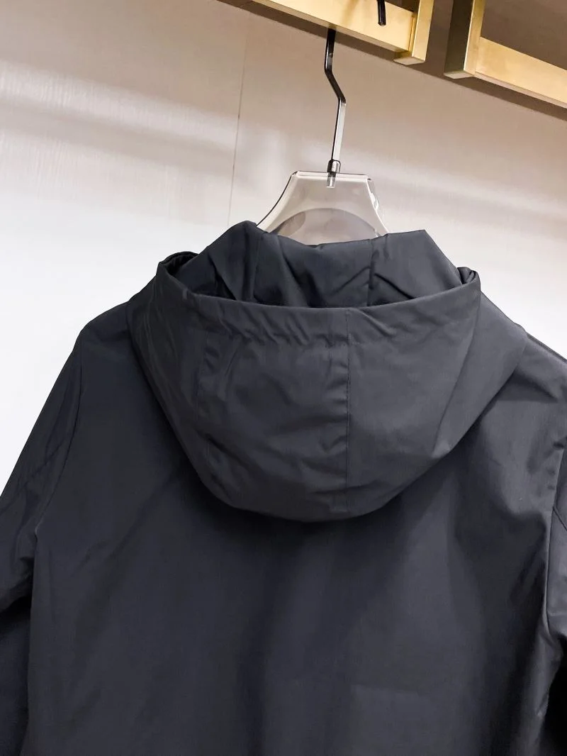 Premium Prada Outwear 168014