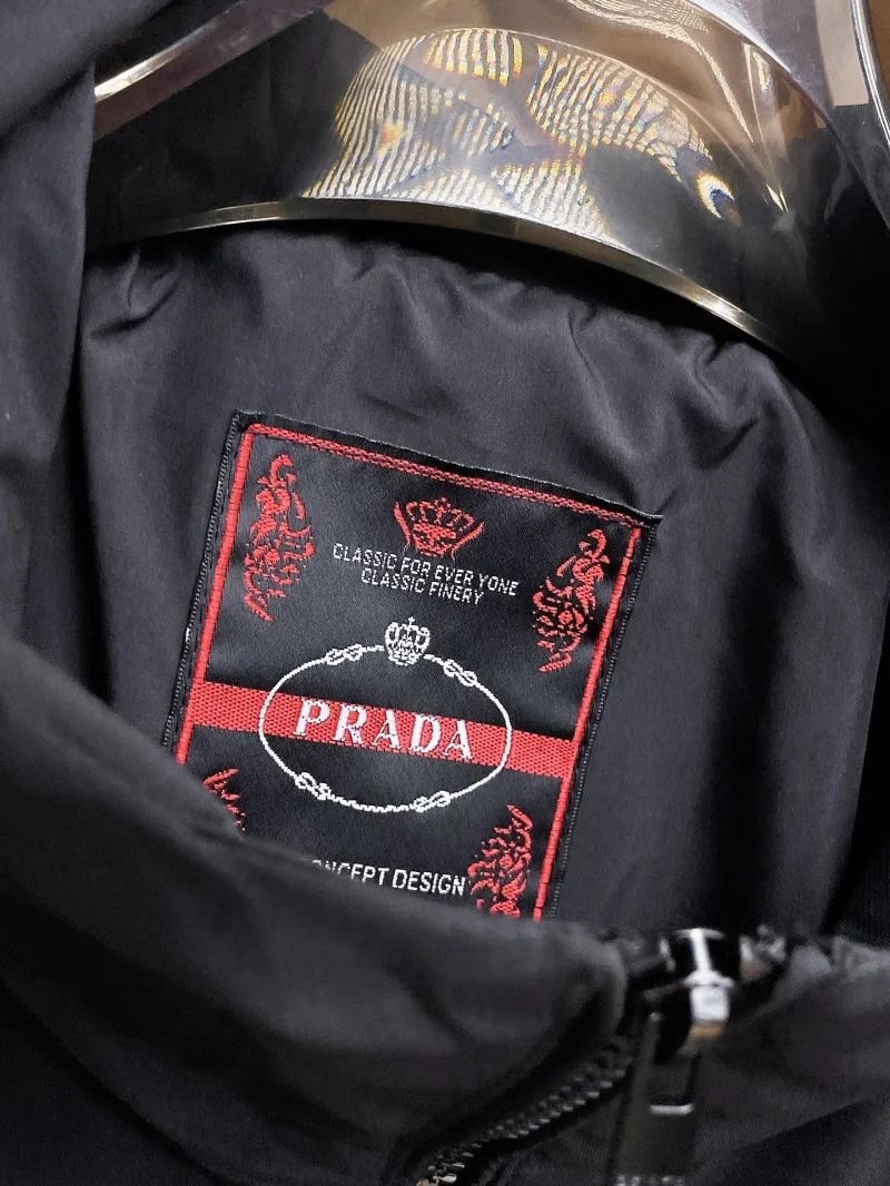 Premium Prada Outwear 168014