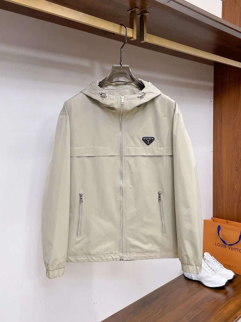 Youthful Prada Outwear 168056