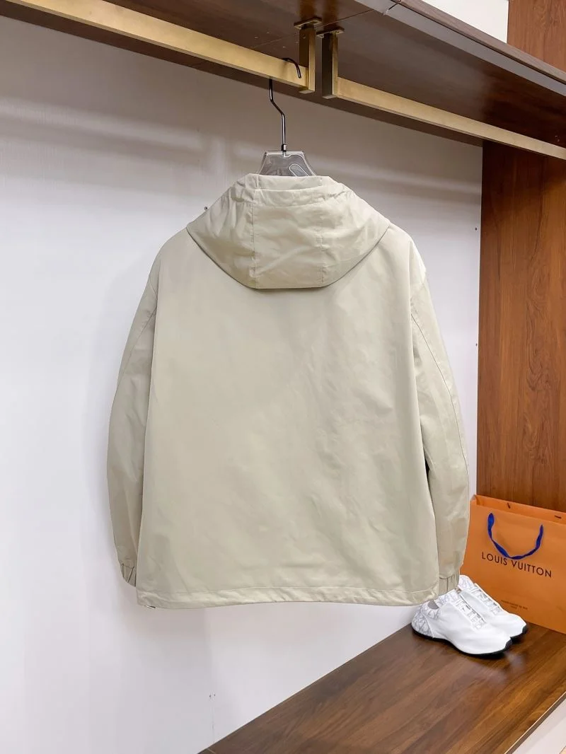 Youthful Prada Outwear 168056