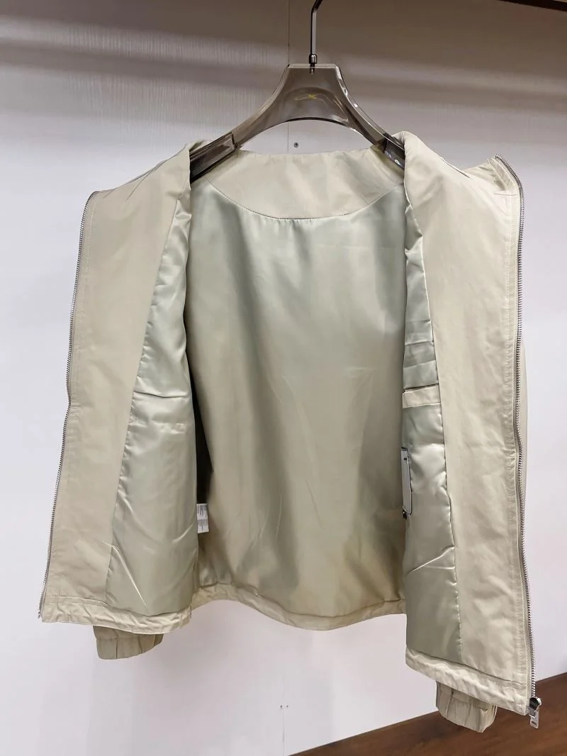 Youthful Prada Outwear 168056