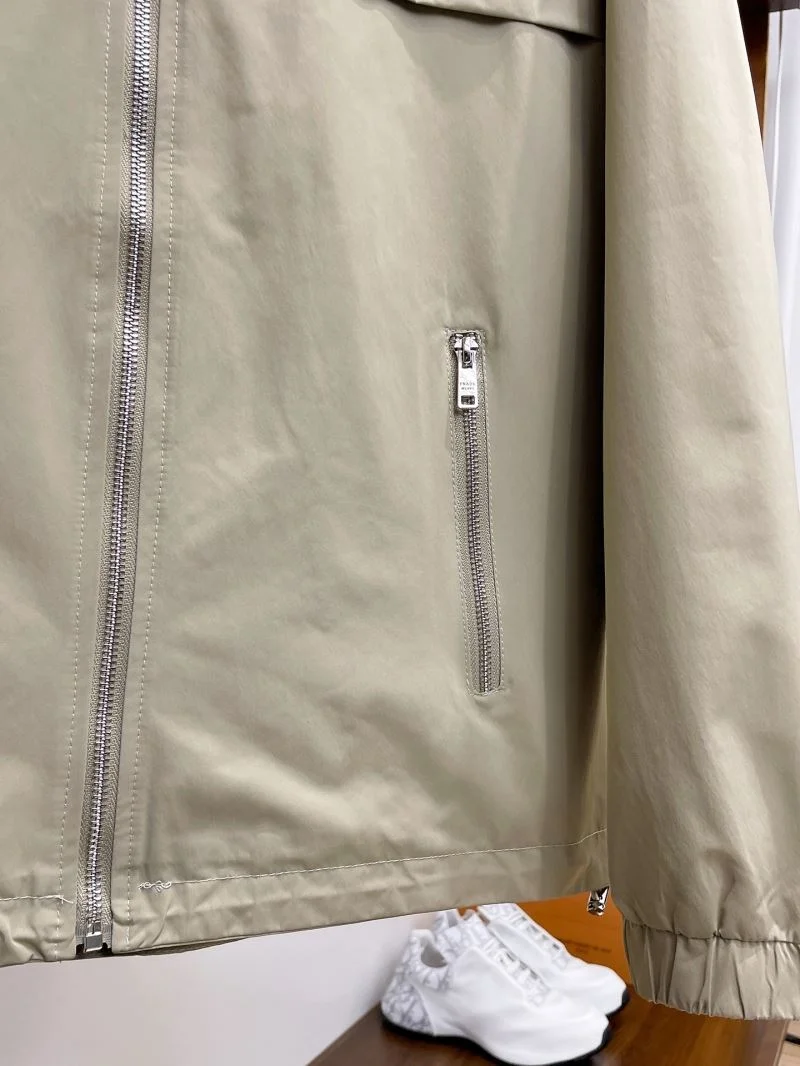 Youthful Prada Outwear 168056