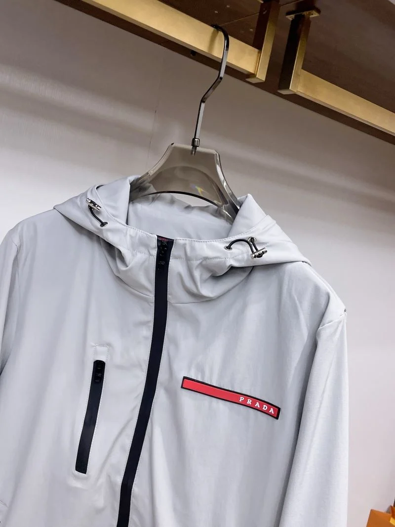 Prada Outwear Practical 168008